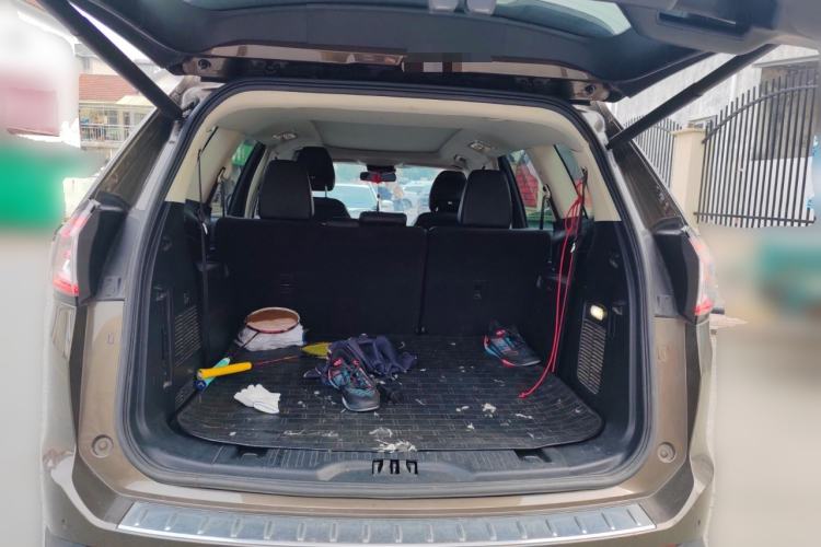 Used Ford Edge 2016 EcoBoost 245 Two-Wheel-Drive Titanium 7-Seater
