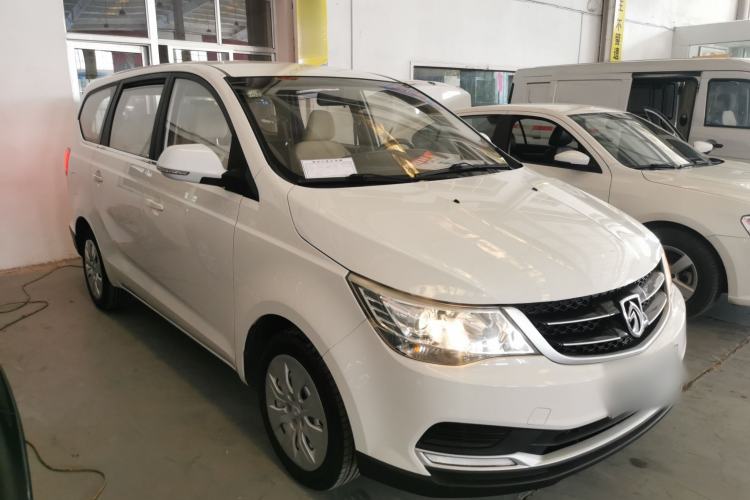 Used Baojun 730 2016 1.5L Manual Value Edition 7 Seats China V Emission Standard
