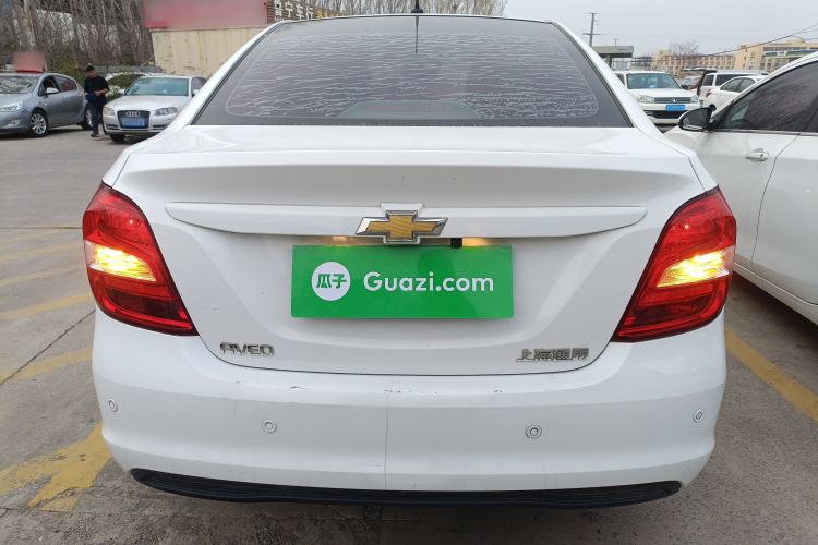 Used Chevrolet Aveo Sonic 2014 Sedan 1.4SL AT Stylish Sunroof Edition