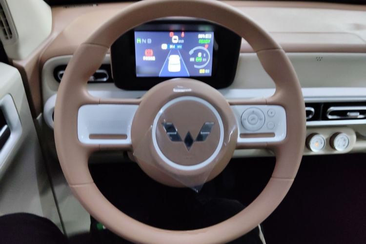 Used Wuling Hongguang MINIEV 2024 3rd Generation 215km Youth Edition Steering Wheel