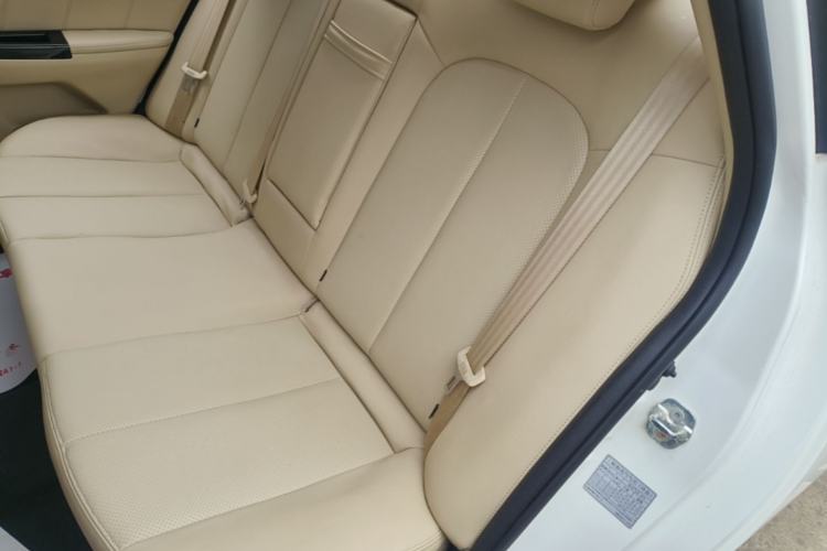 Used CHANGAN Eado 2015 1.6L Manual Luxury Model China V Standard