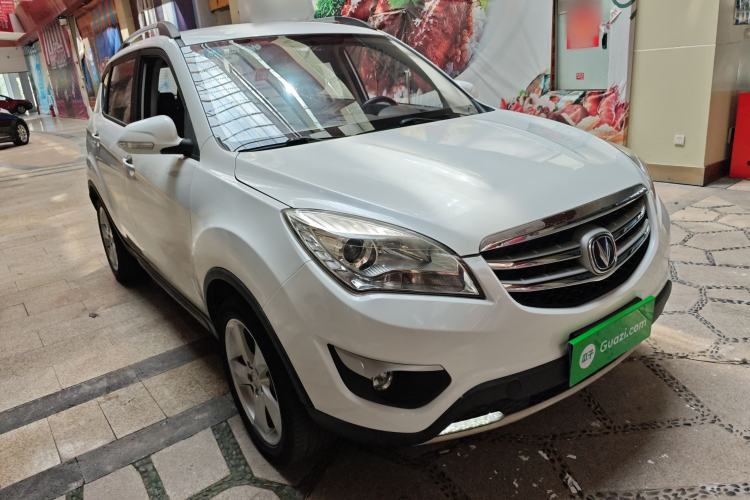 Used CHANGAN CS35 2016 1.6L Manual Luxury Model China IV Front Right 45 Deg
