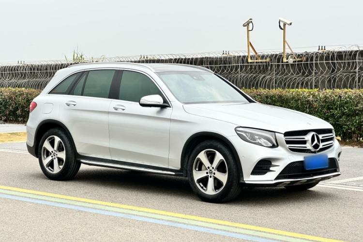 Used Mercedes-Benz GLC 2017 GLC 260 4MATIC Luxury Model