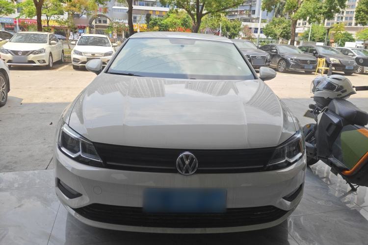 Used Volkswagen Lamando 2015 230TSI DSG Fashion Edition
