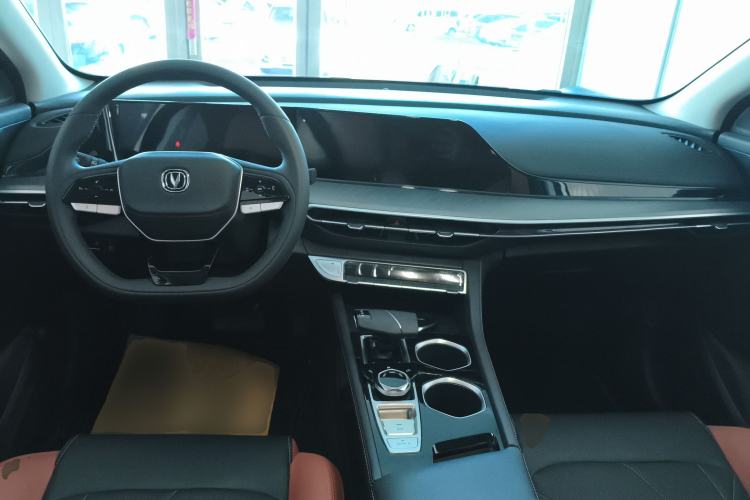 Used Changan Eado 2023 Changan Edition PLUS Blue Whale NE 1.4T GDI DCT Prestige Version