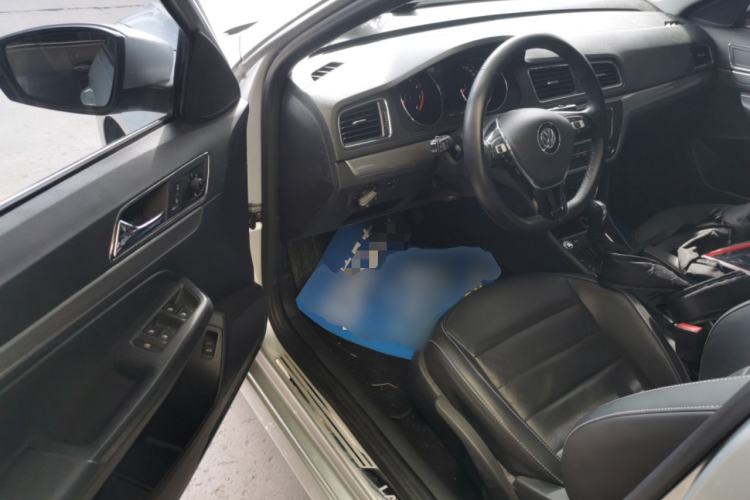 Used Volkswagen Lavida 2017 1.6L Automatic Comfort Edition