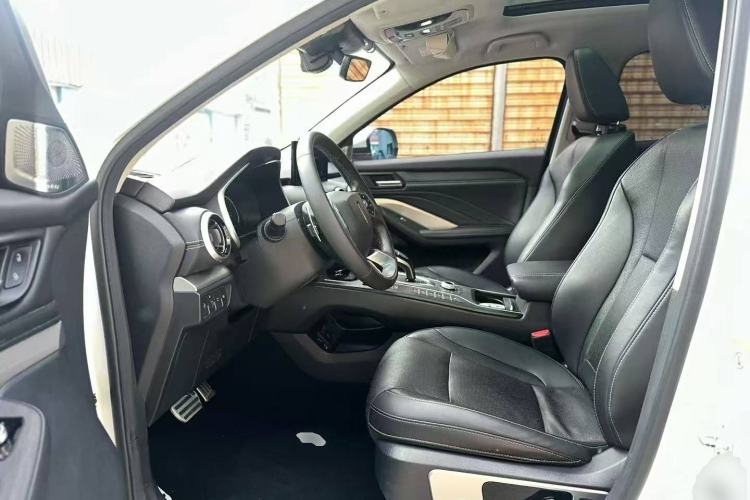 Used Wey VV6 2018 2.0T Four-Wheel Drive Flagship Version China V Standard
