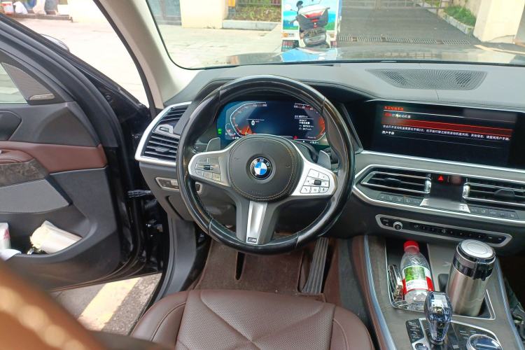 Used BMW X5 2022 xDrive 30Li M Sport Package