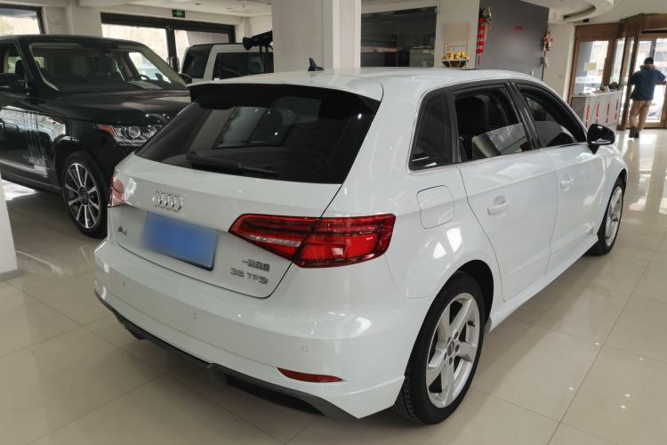 Used Audi A3 2019 Sportback 35 TFSI Fashion Edition China VI Emission Standard Rear Right 45 Deg