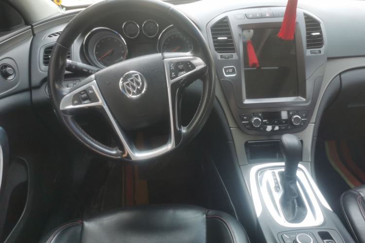 Used Buick Regal 2010 2.0T Flagship Sport Edition Center Console