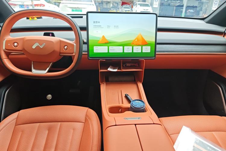 Used ONVO L60 2024 60 kWh Rear-Drive Version