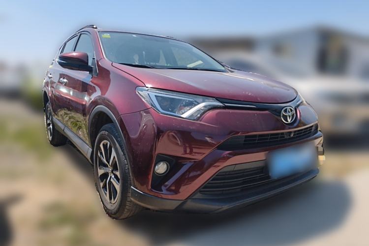 Used Toyota RAV4 2016 2.0L CVT Two-Wheel Drive Fashion Edition China V Standard

