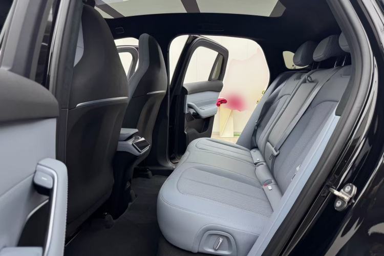 Used Nio EC6 2024 75 kWh Left Rear Seat