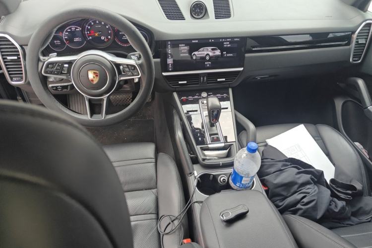Used Porsche Cayenne 2019 Cayenne 3.0T Center Console