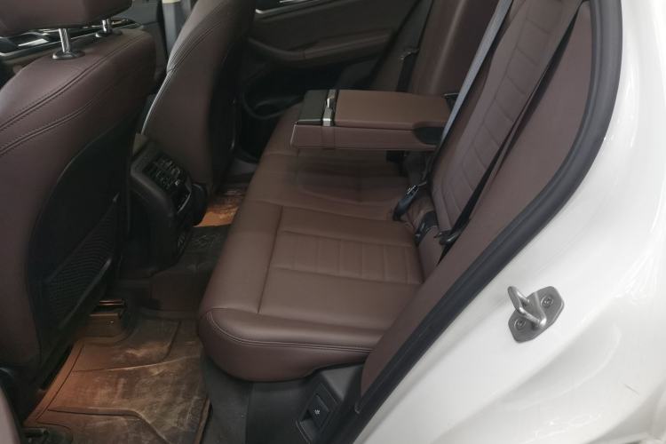 Used BMW X3 2021 xDrive25i Luxury Package Left Rear Seat