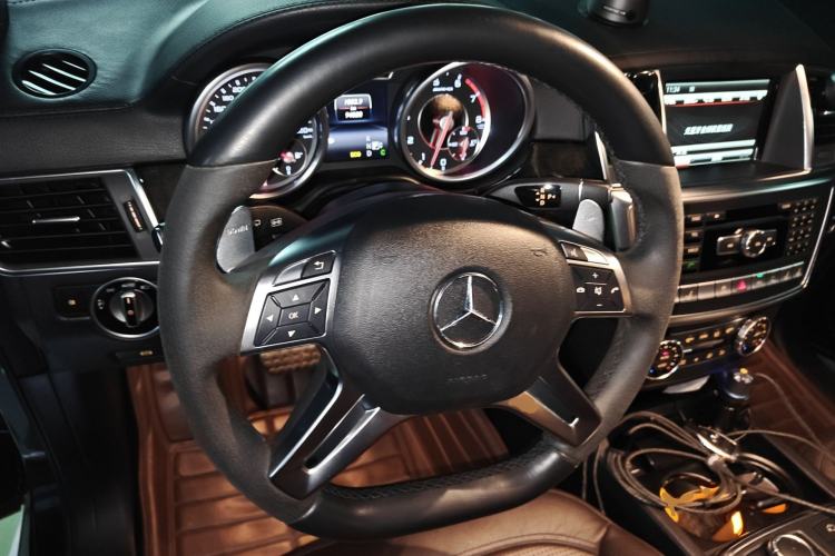 Used Mercedes-Benz GL-Class AMG 2014 AMG GL 63 Steering Wheel
