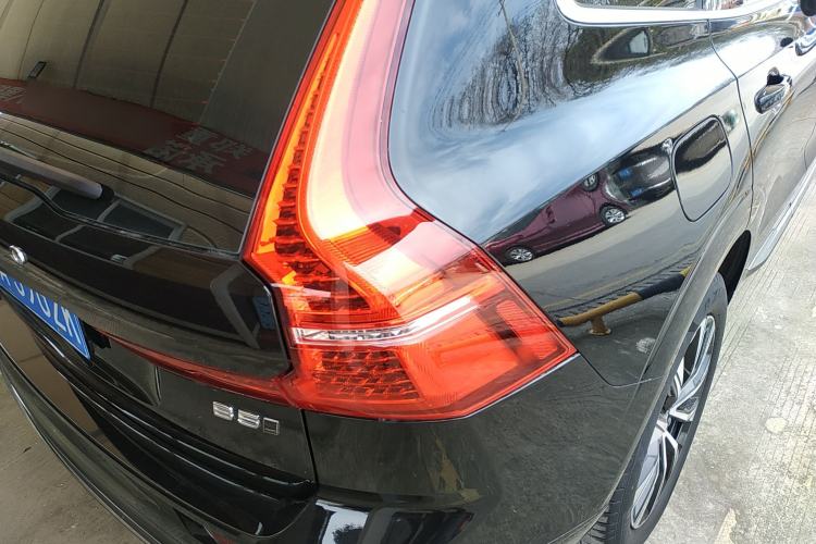 Used Volvo XC60 2024 B5 4x4 Smart Luxury Edition