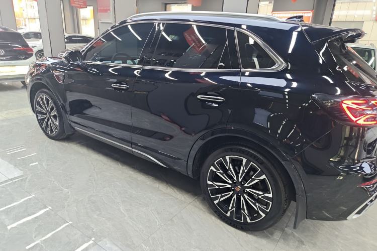 Used Hongqi HS5 2023 2.0T Four-Wheel Drive Flagship Pro Edition