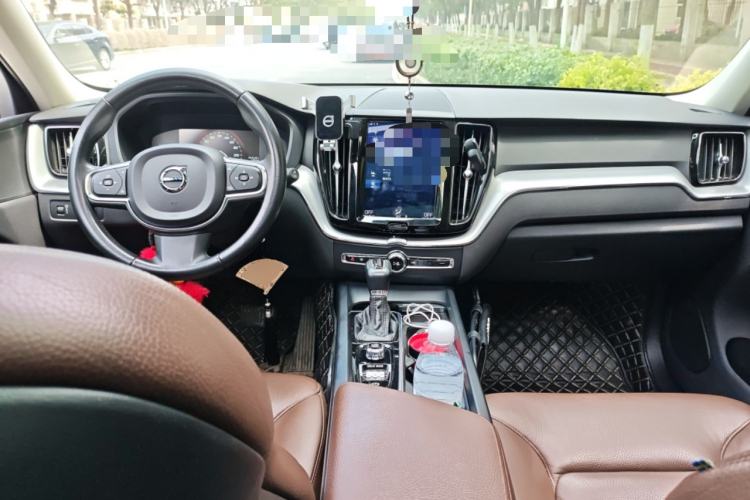 Used Volvo XC60 2020 T5 4x4 Zhiyi Luxury Edition