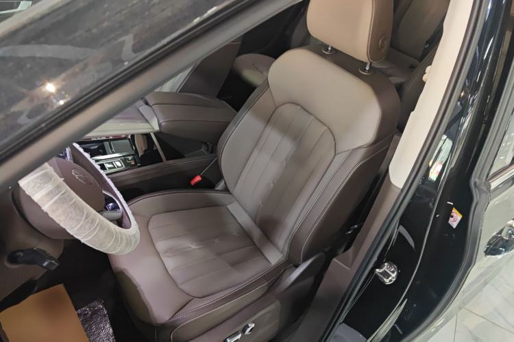 Used Volkswagen Viloran 2024 380TSI Luxury Edition