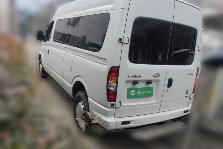 Used SAIC MAXUS Xintu V80 2023 2.0T AMT Classic Aoyuntong Long Wheelbase Mid-Height 6/7/8/9-Seater