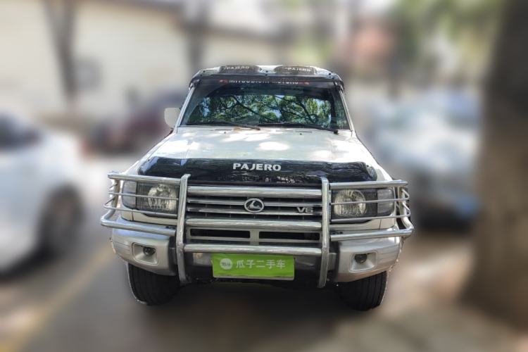 Used Leopaard Heijingang 2009 2.4L Manual 4x4
