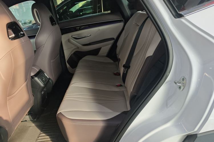 Used BYD Song PLUS New Energy 2025 DM-i Smart Drive 112KM Prestige Model
