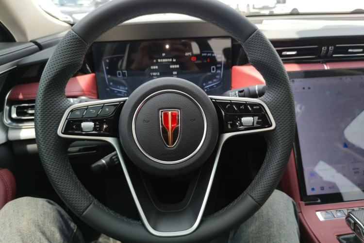 Used Hongqi H5 2025 1.5T DCT Qiyun 500 000th Unit Commemorative Edition Steering Wheel