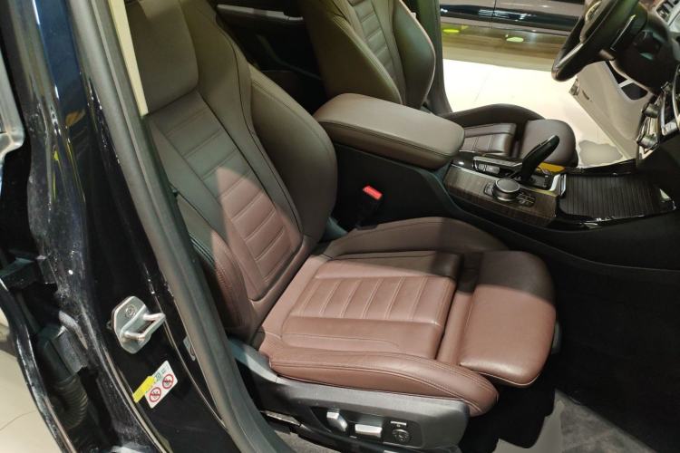 Used BMW X3 2020 xDrive28i M Sport Package Right Front Seat