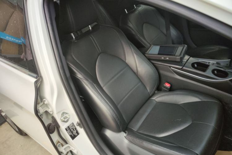 Used Toyota Avalon 2021 2.5L Luxury Edition
