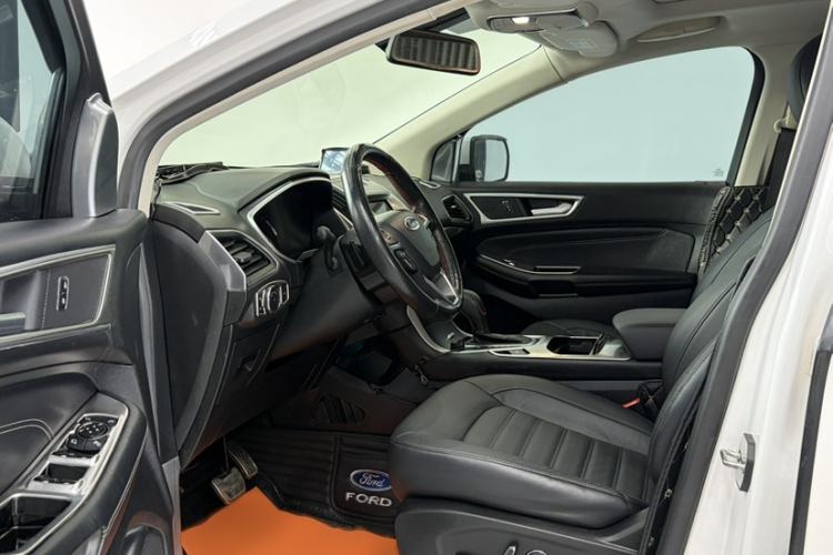 Used Ford Edge 2015 2.0T GTDi Two-Wheel-Drive High-Line Version