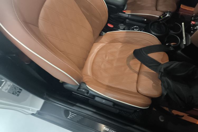 Used MINI 2022 Updated 1.5T COOPER Artist