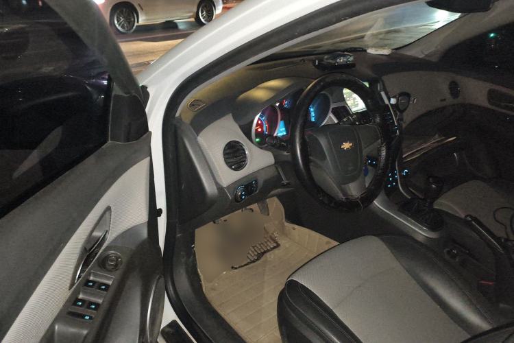 Used Chevrolet Cruze 2013 1.6L SE MT
