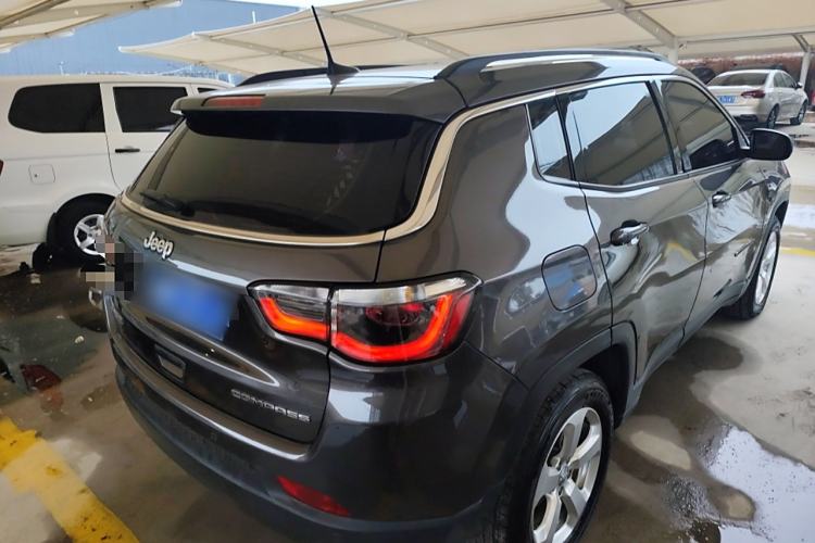 Used Jeep Compass 2019 220T Automatic Family Edition
