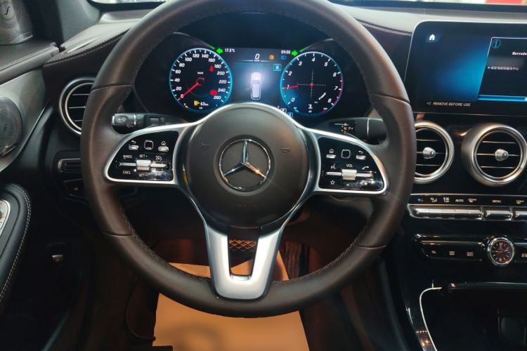 Used Mercedes-Benz GLC 2022 Facelifted GLC 260 L 4MATIC Dynamic Edition
