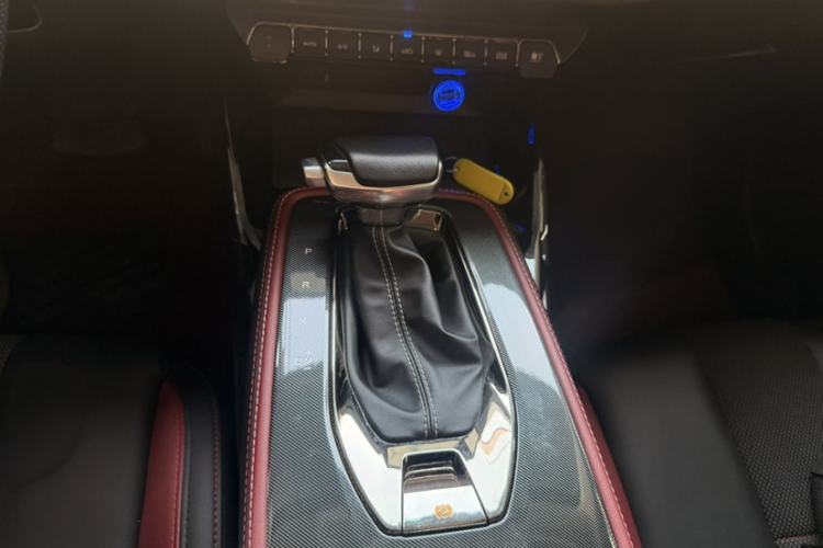 Used CHANGAN OSHAN X5 2021 1.5T DCT Prestige Edition Gear Lever