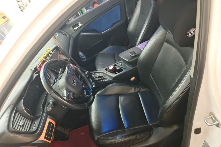 Used Kia K5 2014 2.0L Automatic LUXURY Left Front Seat