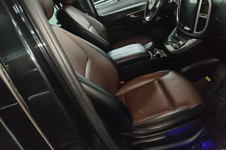 Used Mercedes-Benz Vito 2016 2.0T Business Edition
