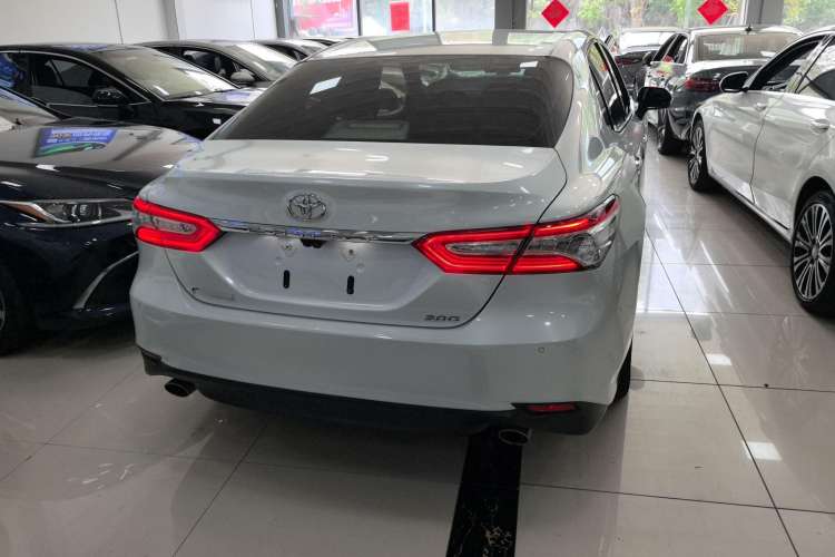 Used Toyota Camry 2019 Revised Version 2.0G Luxury Edition
