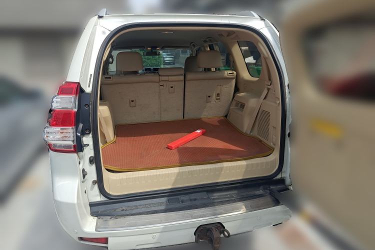 Used Toyota Prado 2014 2.7L Middle East Version Parallel Import Trunk