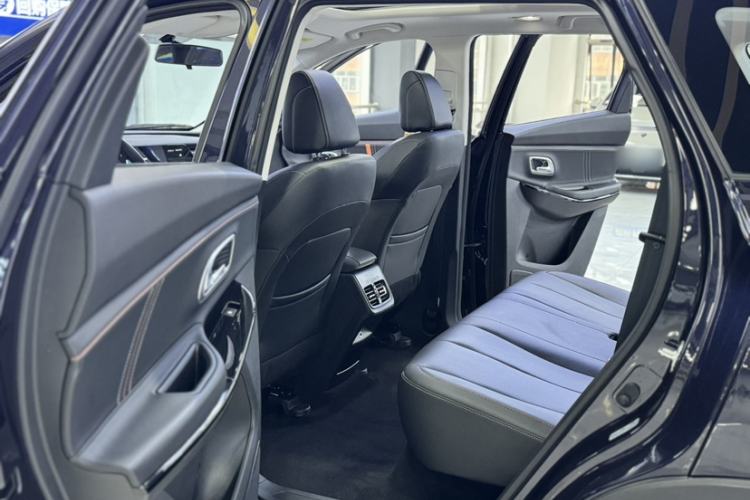 Used CHANGAN OSHAN X7 PLUS 2022 1.5T Blue Whale Edition Automatic Prestige Version Interior 10