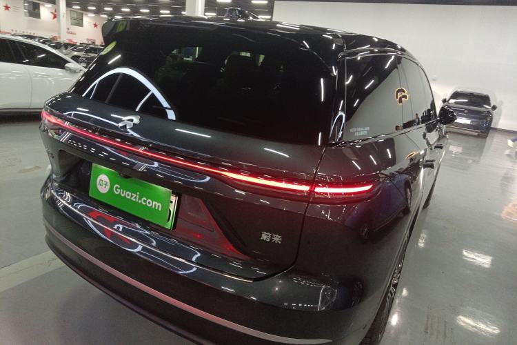 Used Nio ES8 2024 75 kWh Executive Edition Rear Right 45 Deg