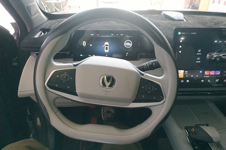 Used CHANGAN UNI-Z 2025 1.5T Premium Edition Steering Wheel