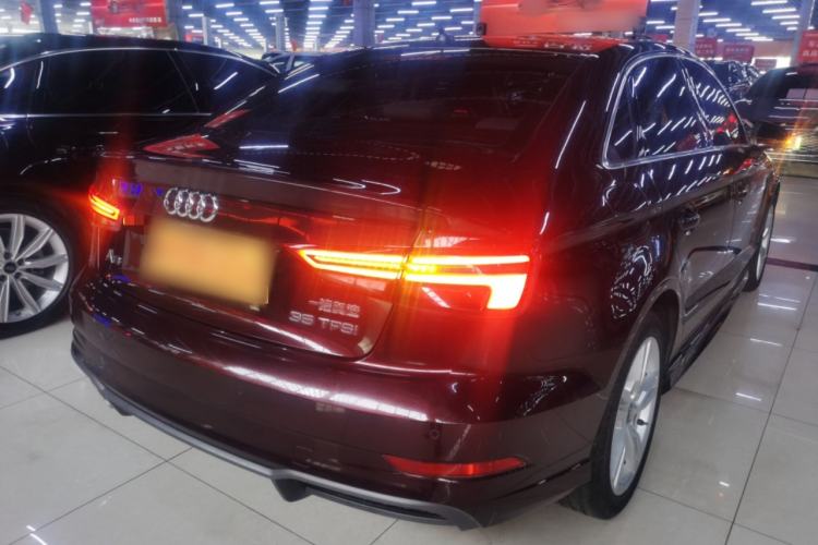 Used Audi A3 2019 Limousine 35 TFSI Fashion Edition China VI Emission Standard
