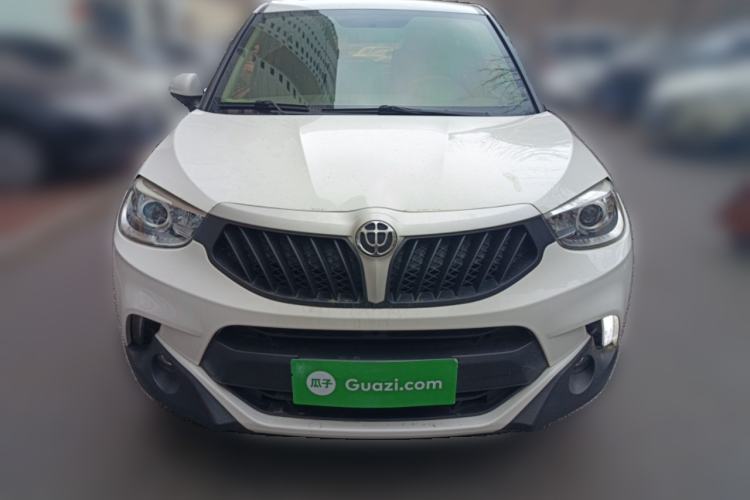 Used Brilliance V3 2016 1.5L Manual Elite Version Front