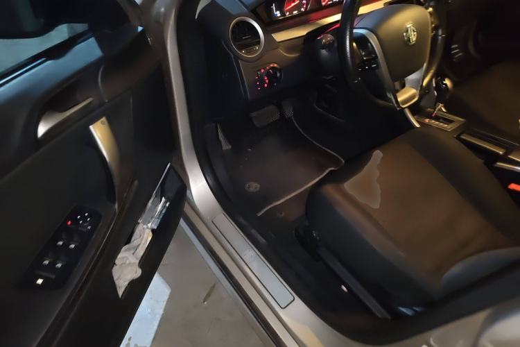 Used MG 6 2013 Hatchback 1.8T Automatic GT Value Edition
