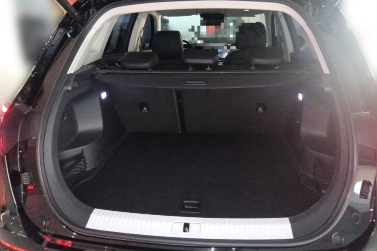 Used Hongqi HS5 2023 2.0T Four-Wheel Drive Flagship Pro Edition Trunk