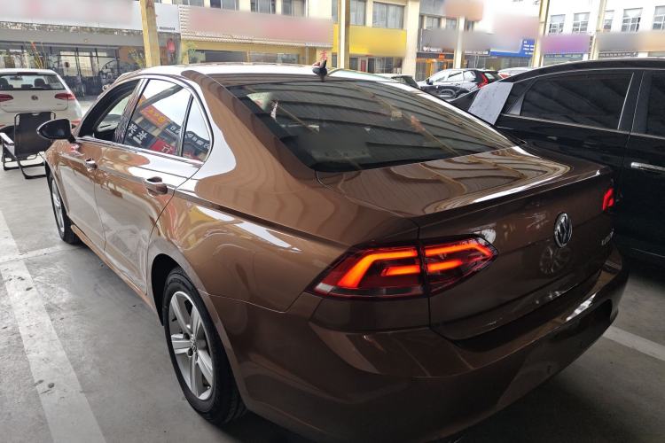 Used Volkswagen Lamando 2015 230TSI DSG Fashion Edition Rear Left 45 Deg