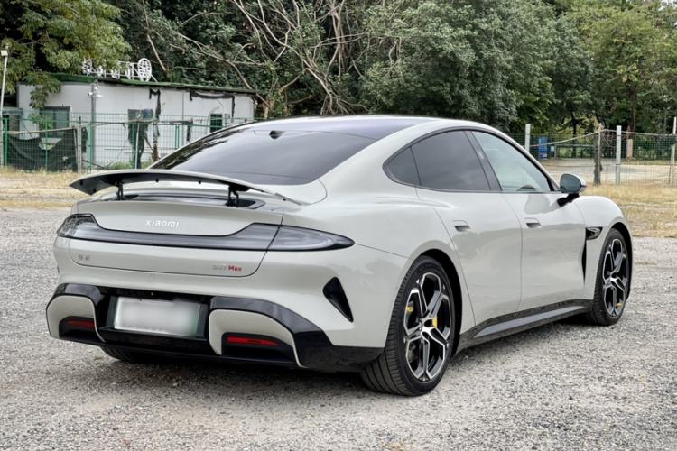 Used Xiaomi Auto SU7 2024 Four-Wheel Drive Ultra-Long Range Advanced Intelligent Driving Max Edition
