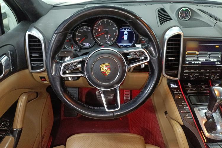 Used Porsche Cayenne 2015 Cayenne 3.0T Steering Wheel
